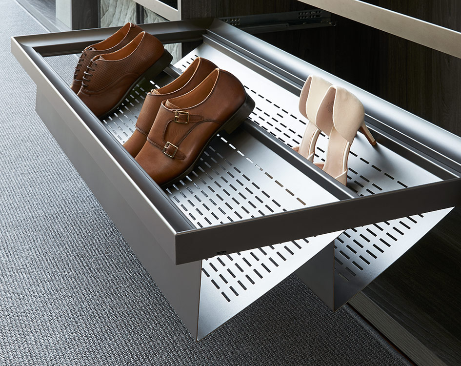EXCESSORIES PULL-OUT Metal shoe for drawer