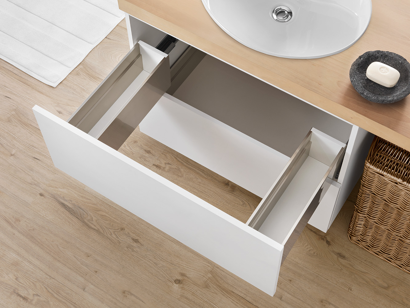 https://www.salice.com/media/immagini/5800_n_salice-metal-drawers-lineabox-under-sink-2-sided-double-notched-h178-IMG-H-02.jpg